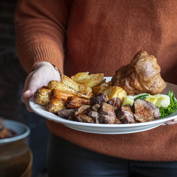 'THE ESSENTIAL SUNDAY SERVICE' - SUNDAY ROASTS